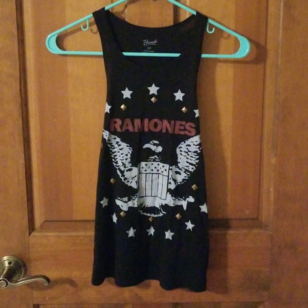 <5 for $20> Ramones Racerback Tank